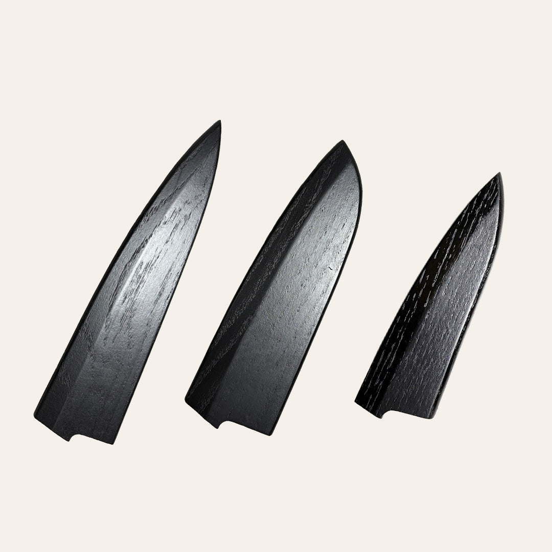 3 koka futrāļi kaltiem nažiem